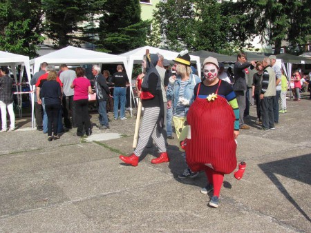 O zábavu sa starali aj Tri chrobáčice.